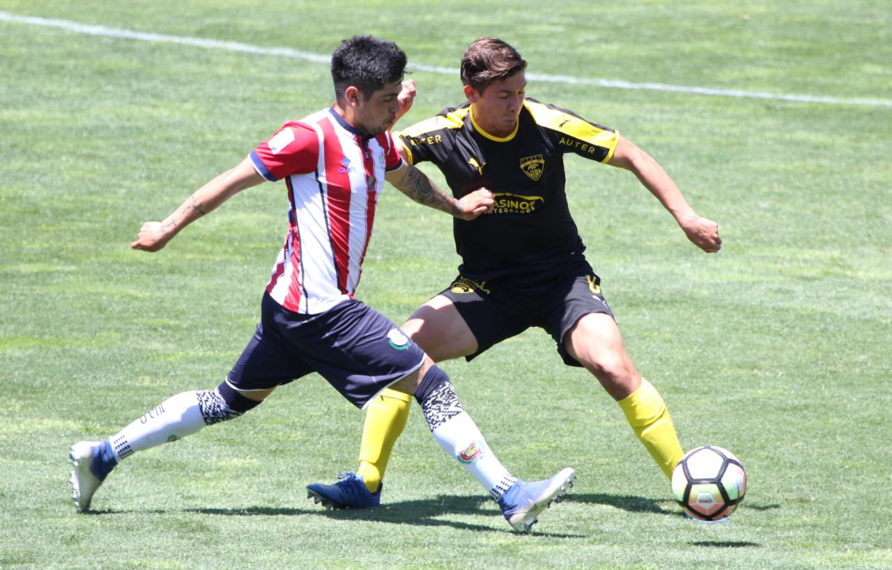 Volvieron los fantasmas en Linares y fue goleado por el Vial