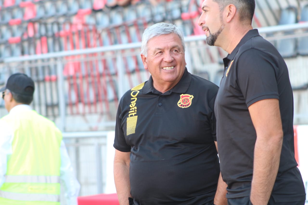 Luis Marcoleta se ilusiona y apunta al título: “Siempre por la de oro, esa es la más importante”  