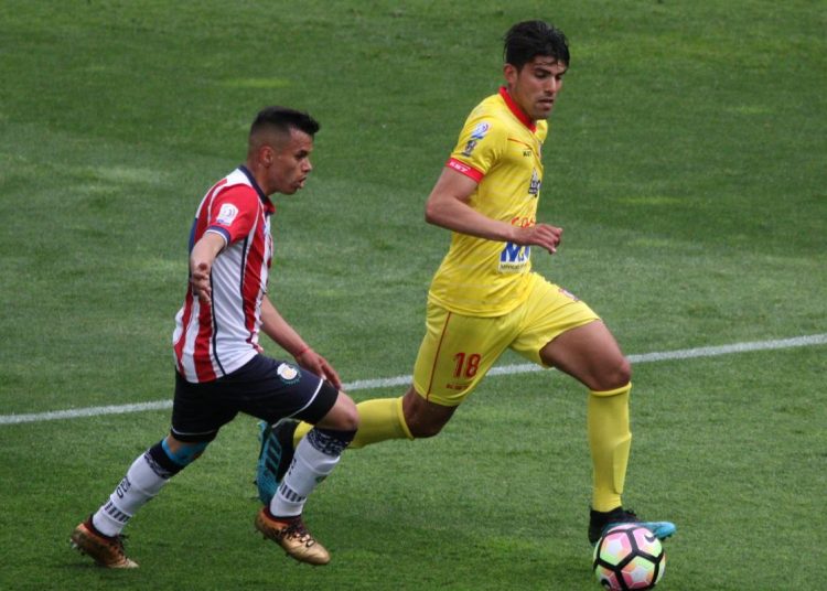 Linares fue goleado en una presentación más que en falso
