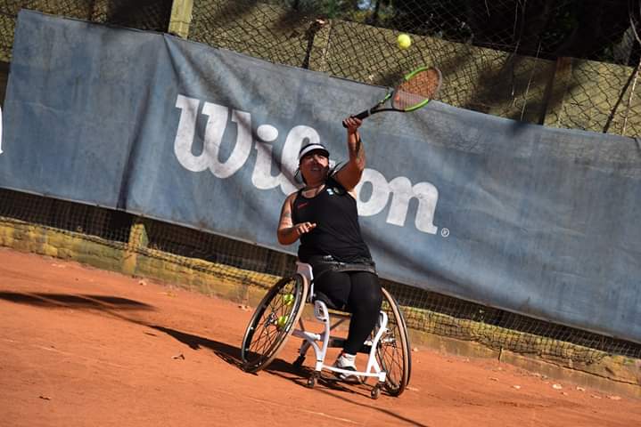Sofía Fuentes busca apoyo de cara a la vuelta a las competencias de tenis en silla de rueda