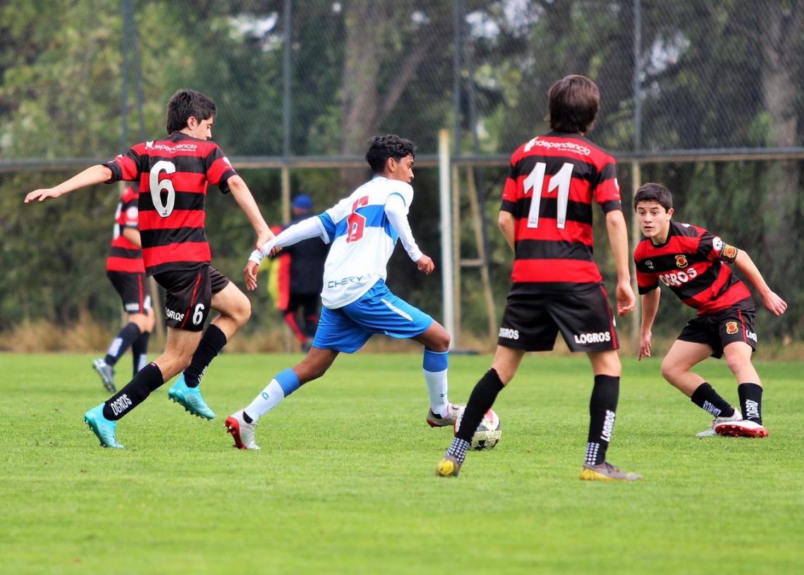 Torneo del fútbol joven tendrá en escena a Rangers, Curicó e Independiente de Cauquenes