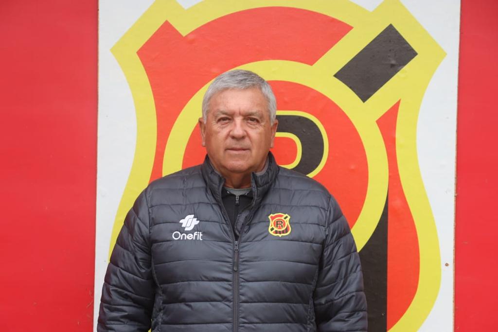 Luis Marcoleta: “Los goles recompensaron el trabajo que hizo el equipo”
