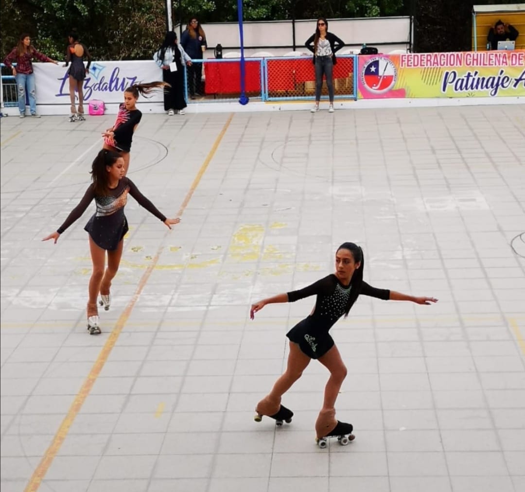 Patinadoras se mantienen activas de forma virtual y con incertidumbre por la pandemia