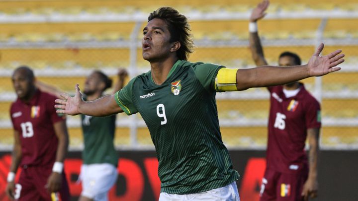 Bolivianos llegan a Chile con la moral por las nubes para duelo eliminatorio