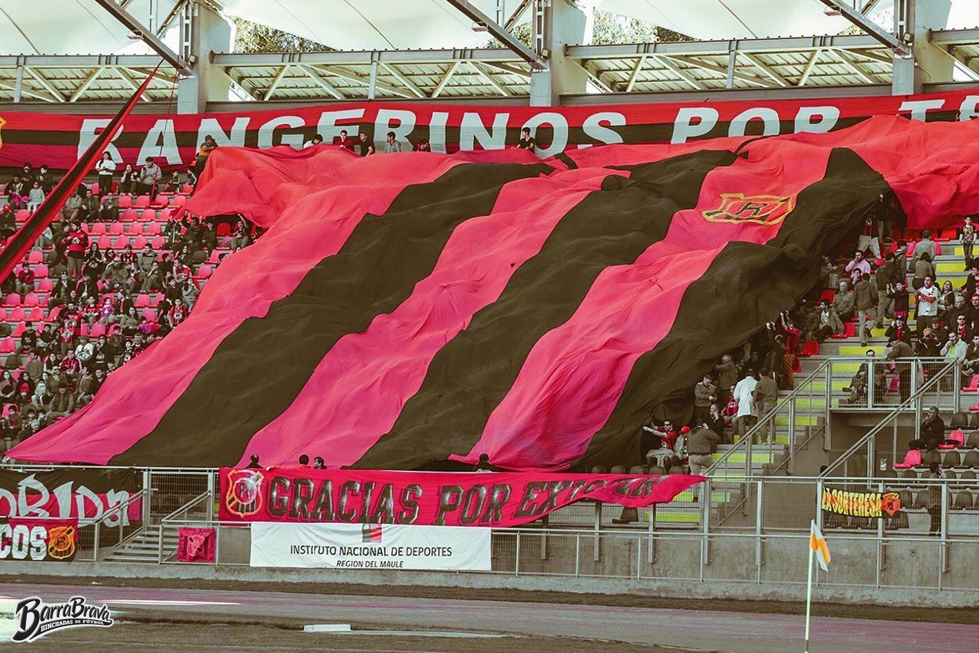 Hinchas rojinegras inician campaña solidaria para personas en situación de calle