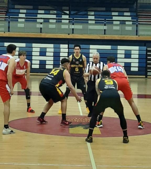 “Quijote” ya está en play offs pese a derrota ante la UC