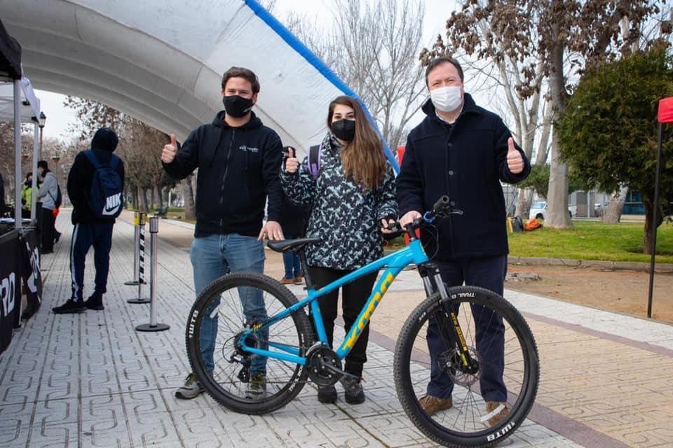 Talquinos cuentan con punto de mantención gratuito para sus bicicletas