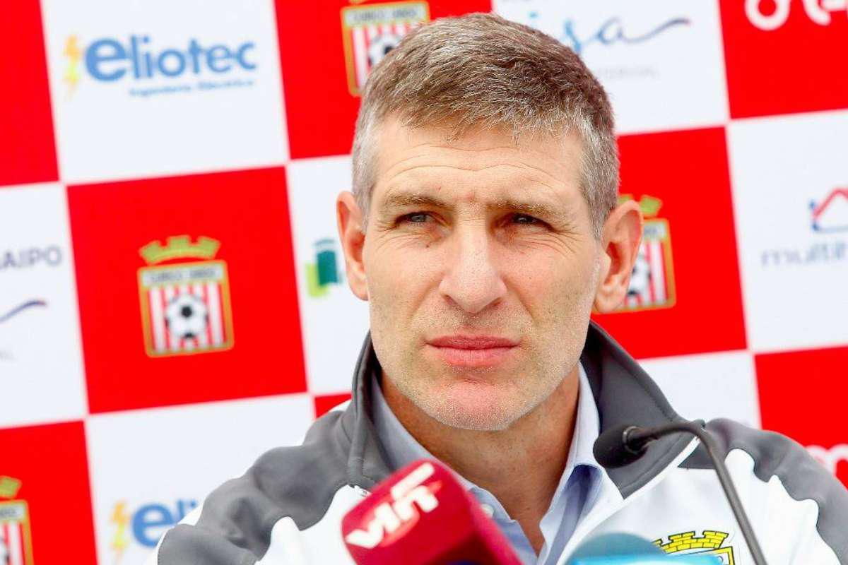Martín Palermo no va más en Curicó Unido tras poner cargo a disposición