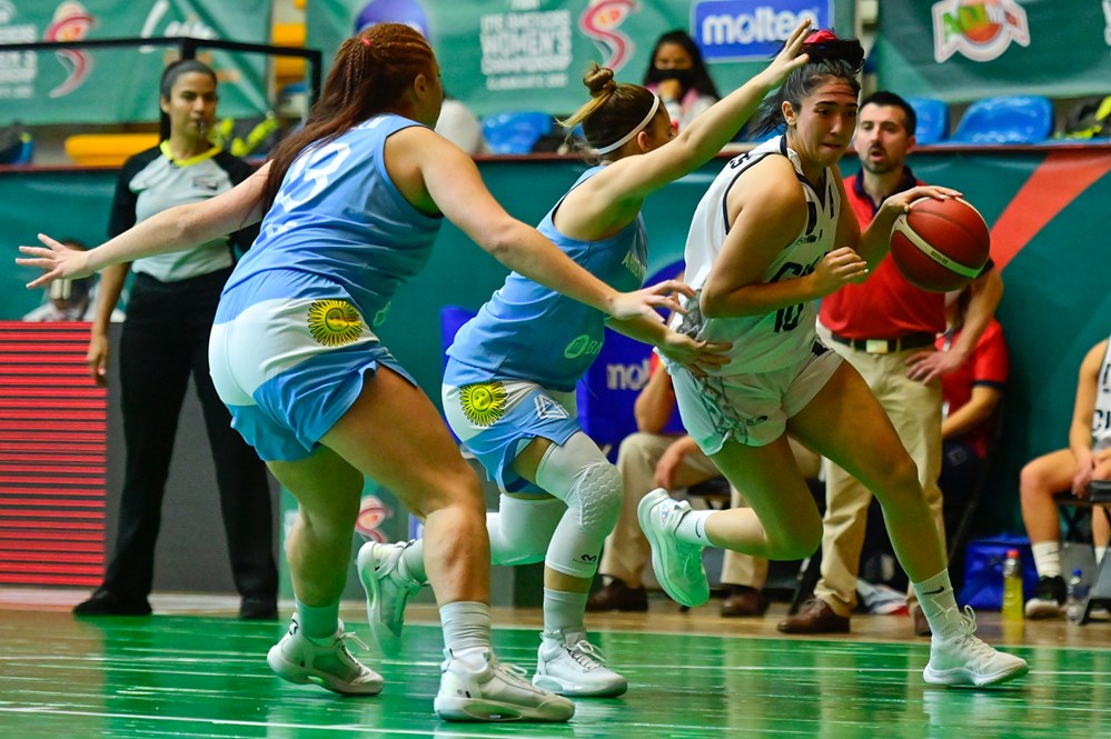 Rojita U16 femenina volvió a tropezar en el Premundial