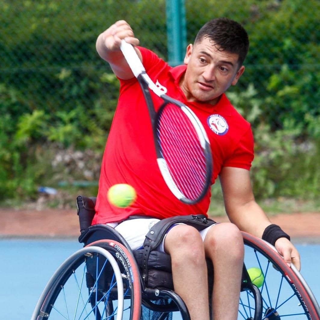 Jaime Sepúlveda tuvo amargo debut en el tenis en silla de ruedas de Tokio
