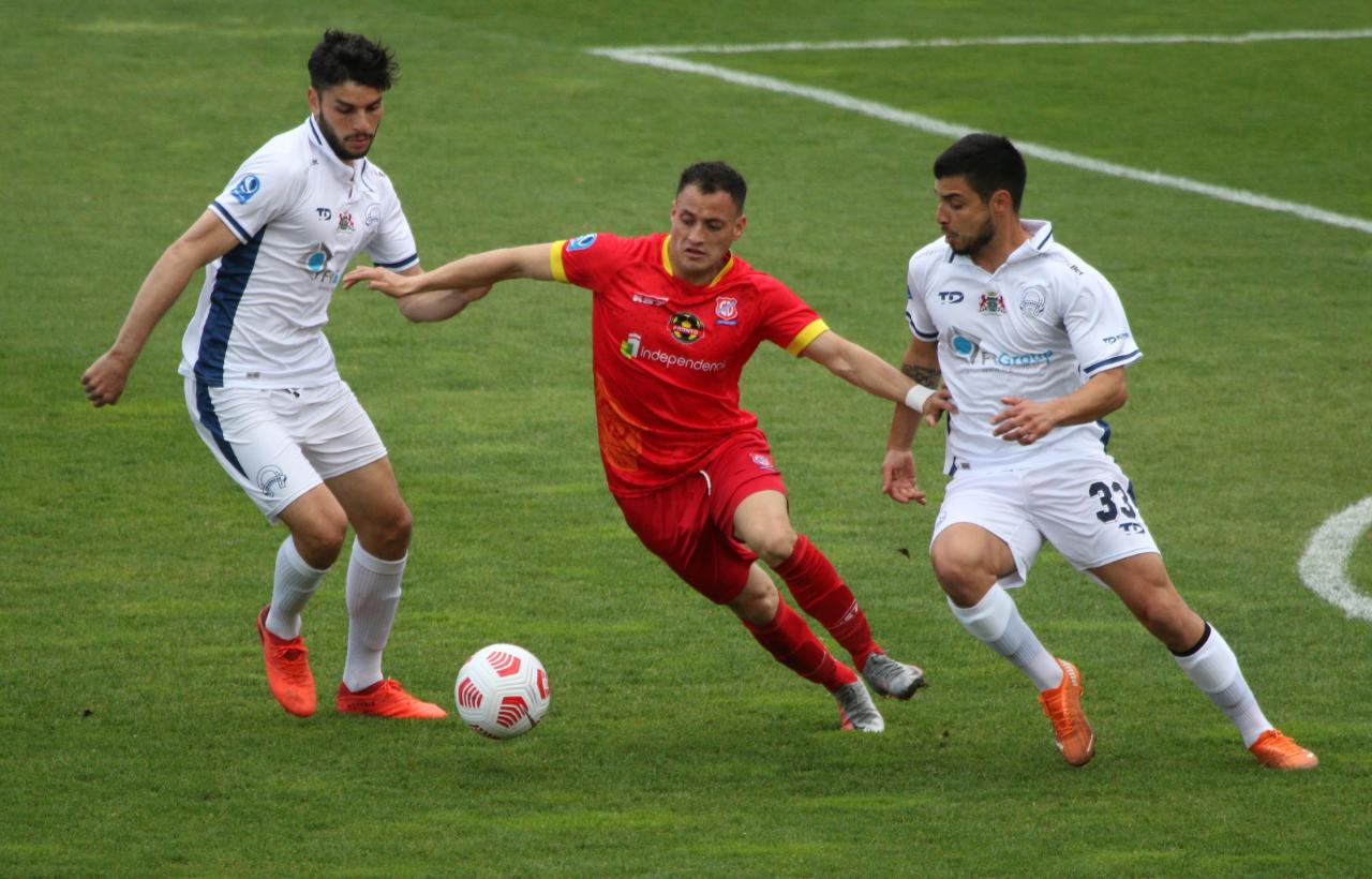 El Rojo se juega sus últimas fichas en la Segunda División