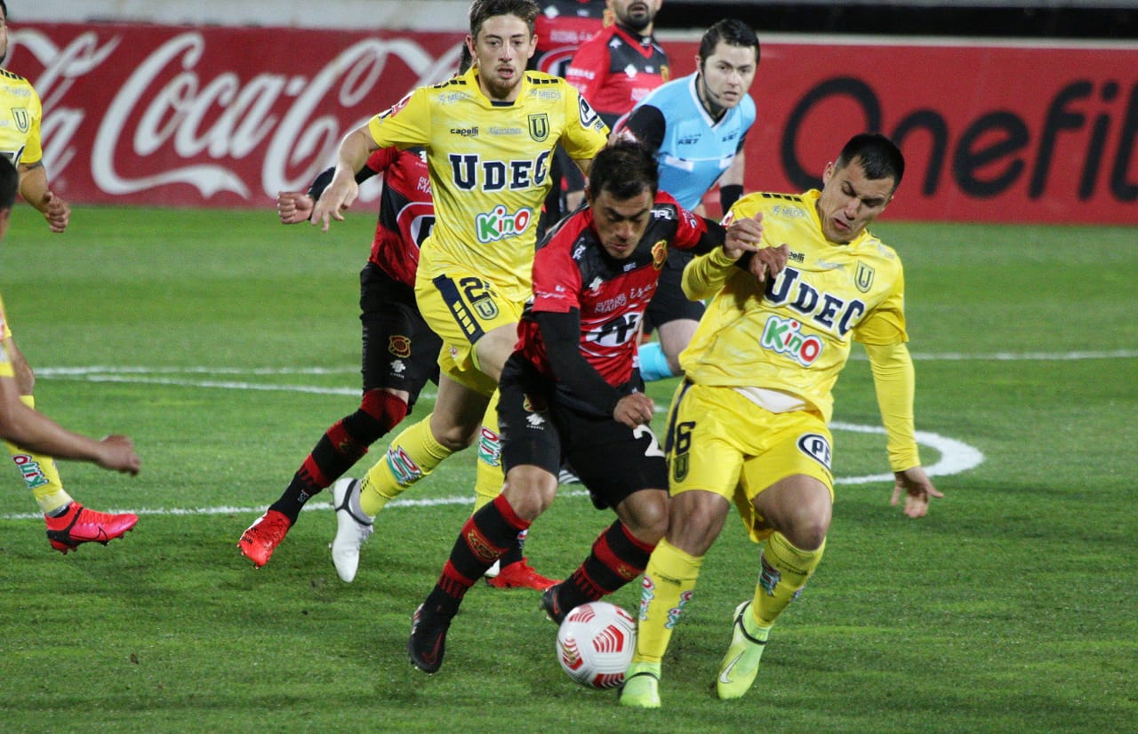 La era de “Ronald Fuentes” comenzó con victoria  ante la UdeC