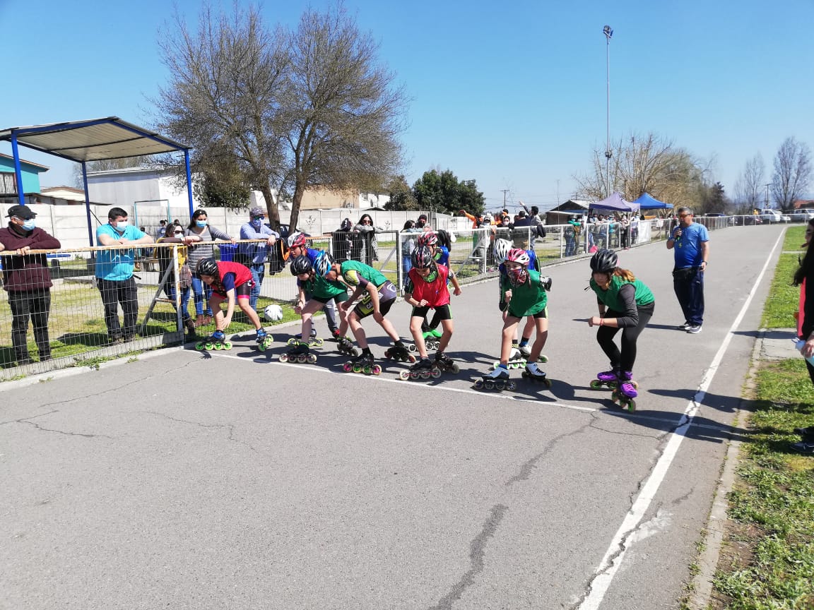 Club de patín carrera de Curicó celebró reencuentro deportivo con actividad masiva