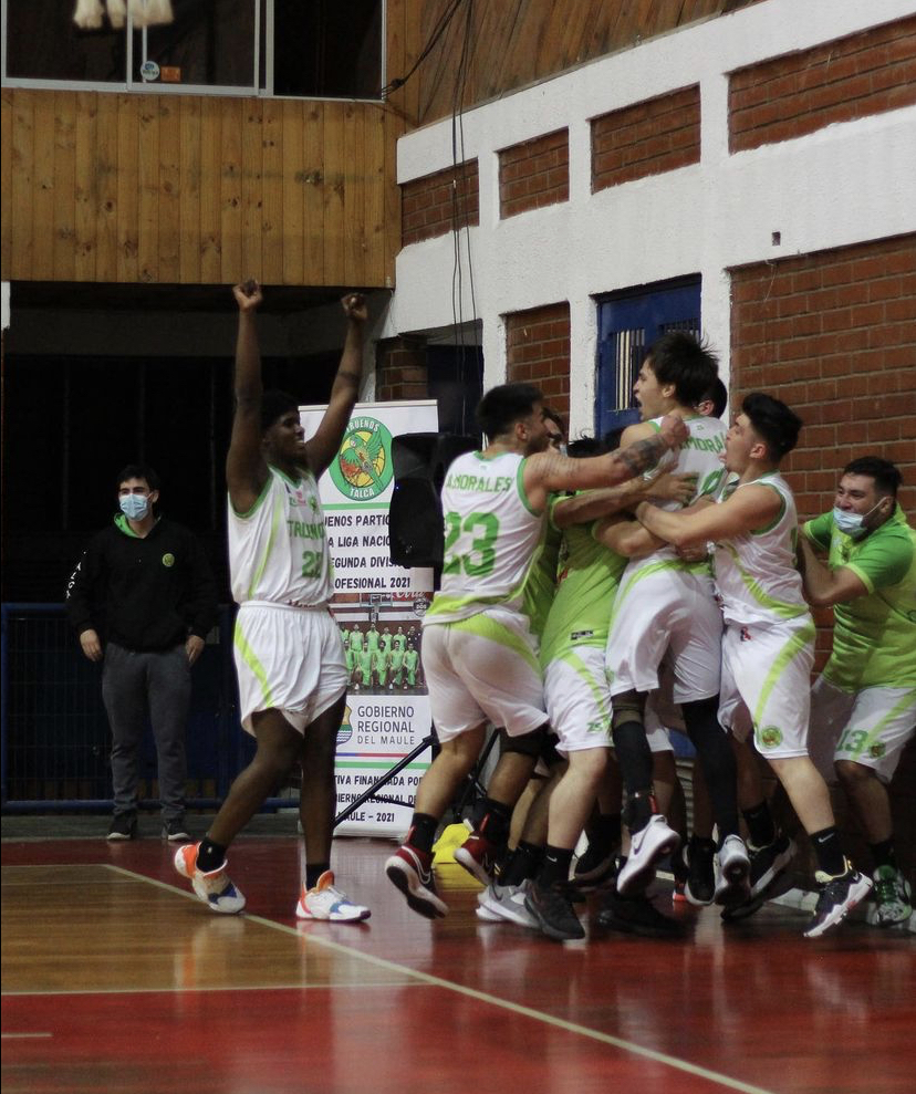 Club Truenos sacó un triunfo cuando sonaba la chicharra