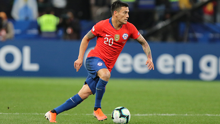 La Roja tiene a importantes jugadores a una amarilla de quedar suspendidos en las Eliminatorias