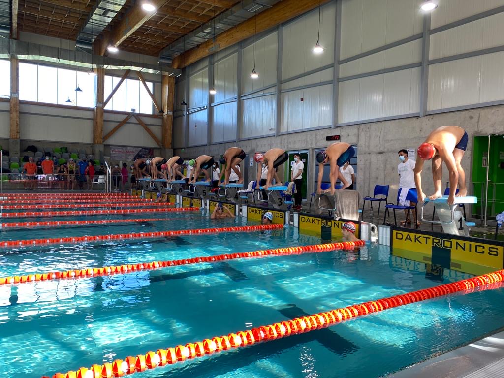 Control Regional Escolar de  natación entregó a los mejores