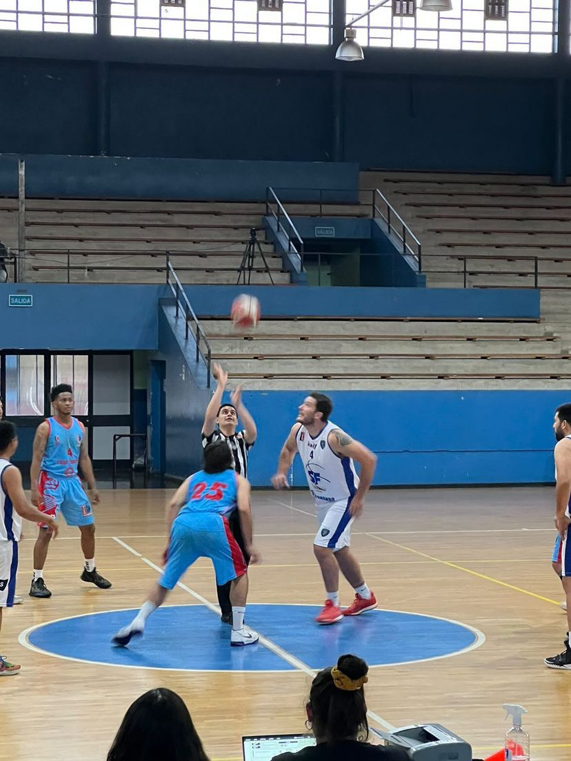 Liceo de Curicó perdió una  gran opción de avanzar en la tabla en la LNB2