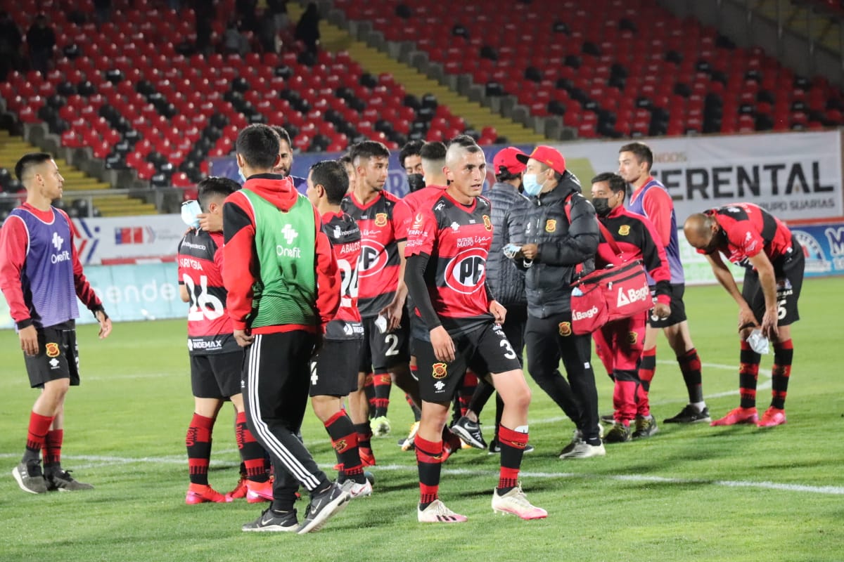 Revisa la situación contractual del plantel rojinegro