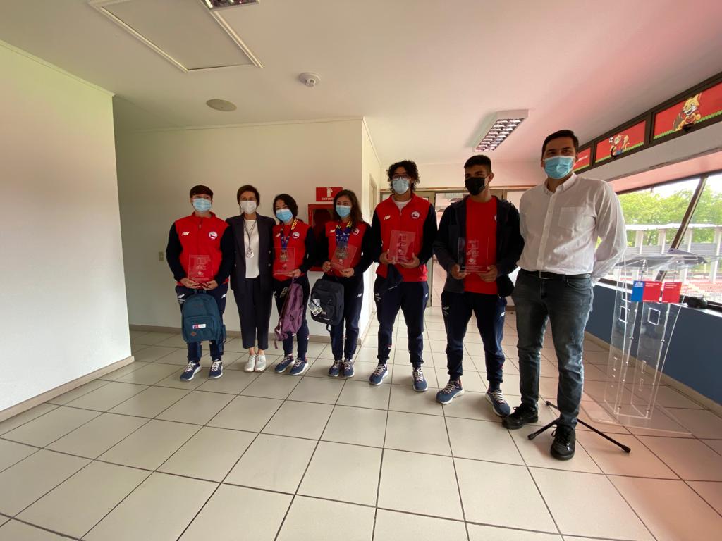 Maulinos reconocidos por participación en los I Juegos Panamericanos Júnior