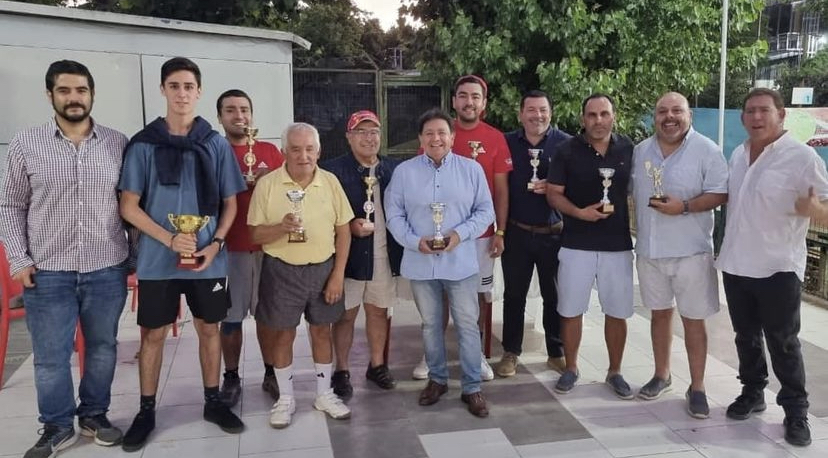 Torneo escalerilla del Club de Tenis Talca premió a los mejores