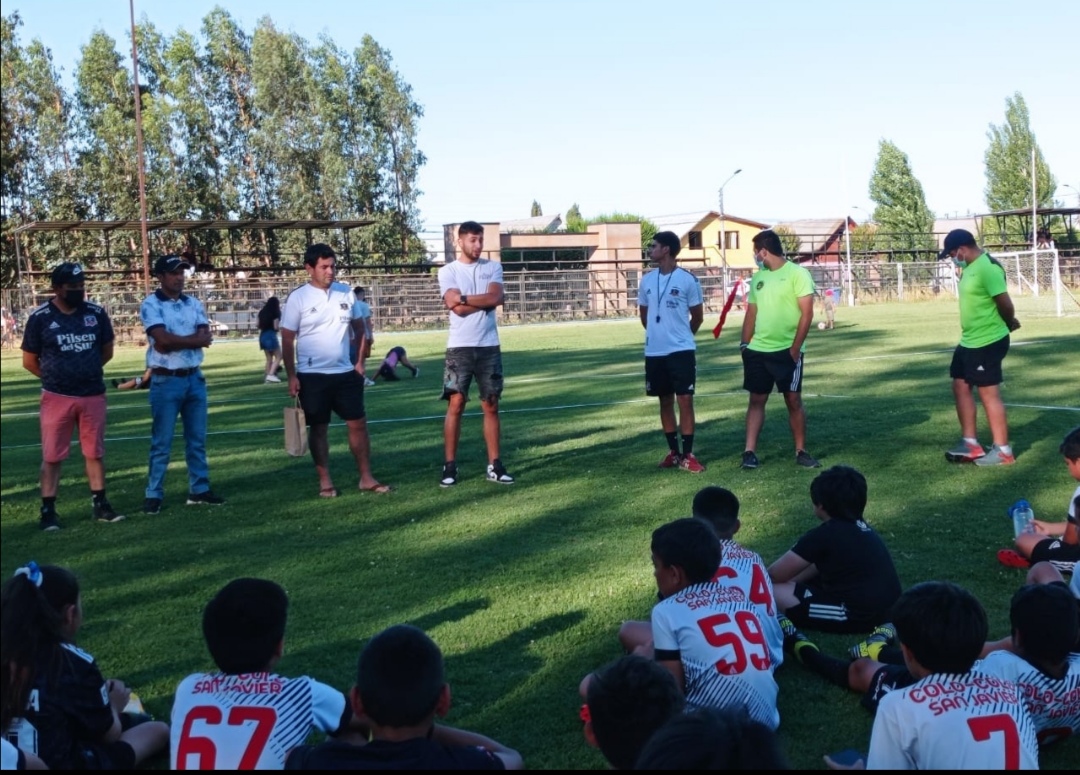 Jeyson Rojas fue reconocido por su Club de origen: Colo Colo de San Javier