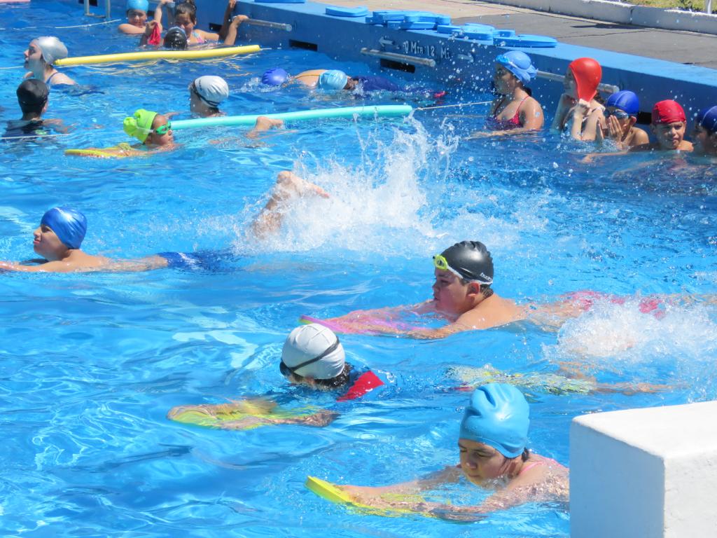 Talquinos podrán inscribirse en  segundo taller de natación gratuito