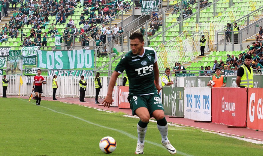 ¡Rangers confirma a su primer centro delantero!