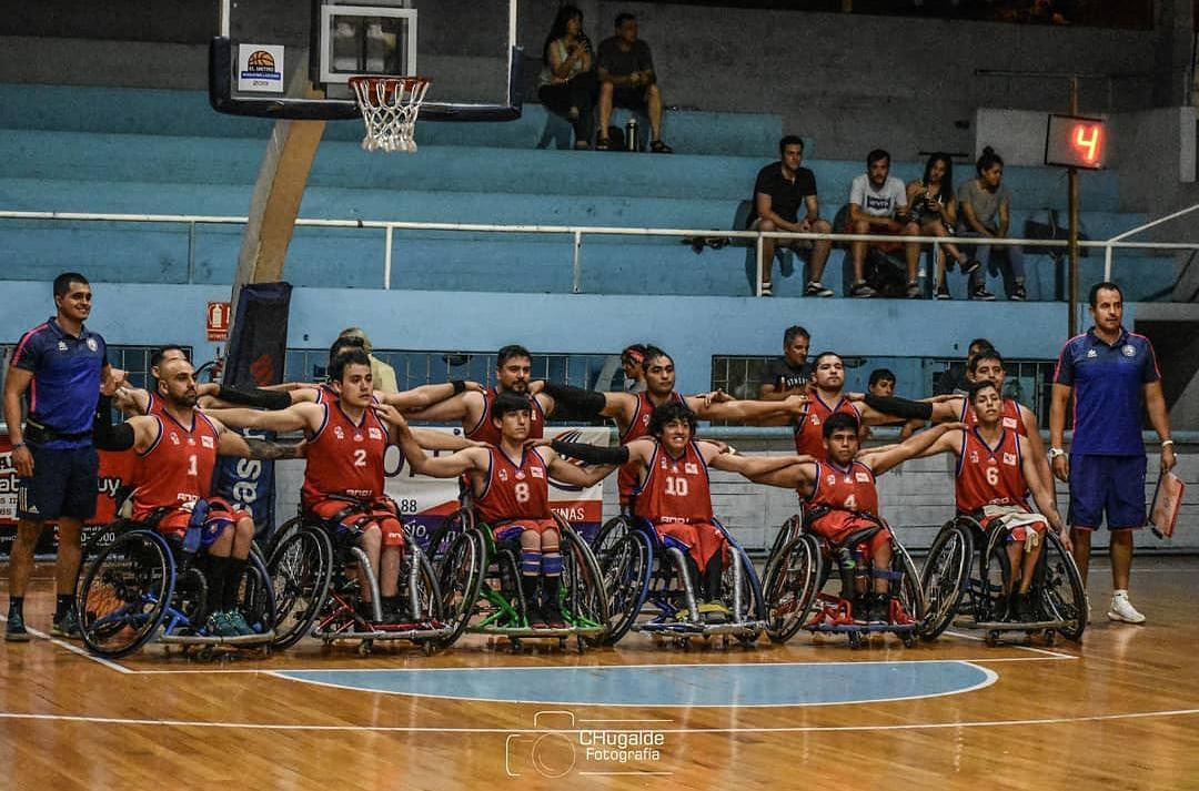 Encuentro de básquetbol en silla de ruedas destaca en la agenda de este sábado