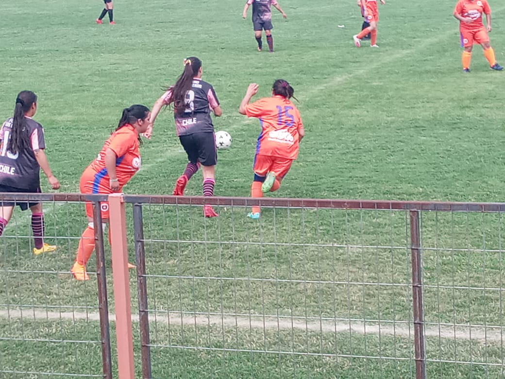 Liga Femenina del Maule bajó el telón en su primera rueda y ahora entra en receso estival