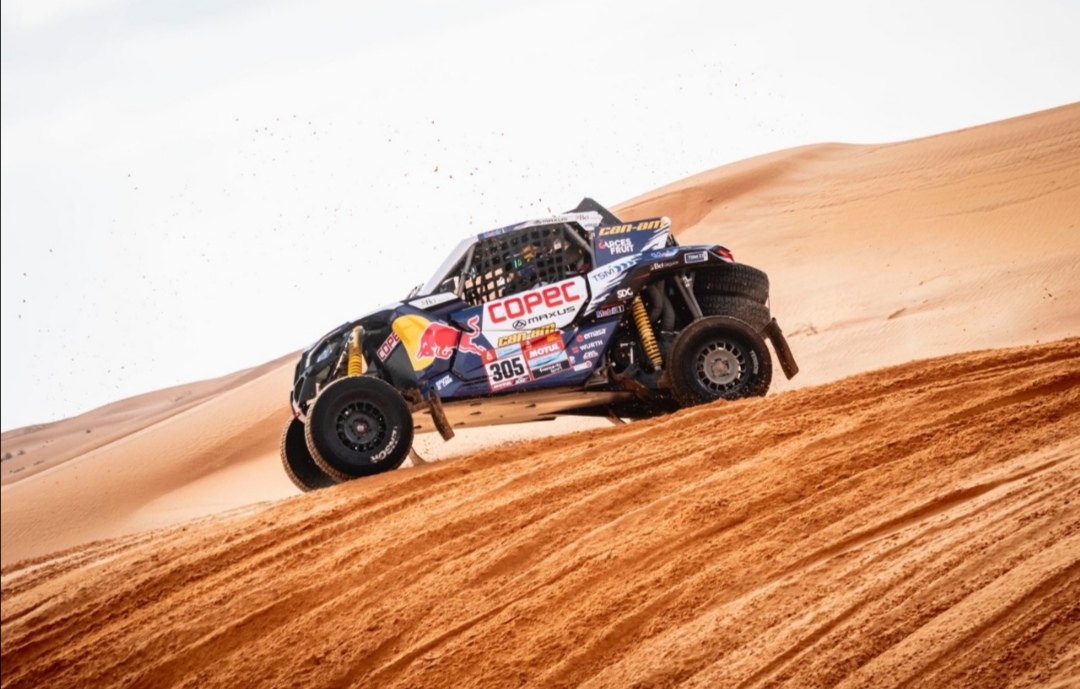 Francisco López se mantiene a paso firme en el Dakar 2022