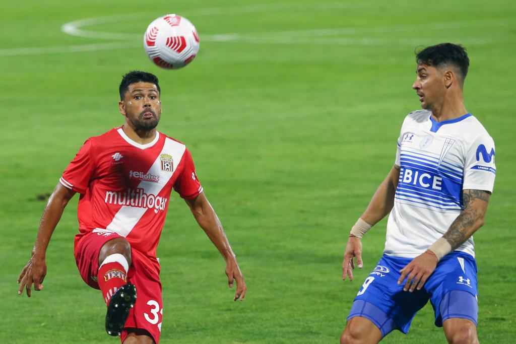 Curicó tendrá duelo de punteros ante  el tetracampeón del fútbol chileno
