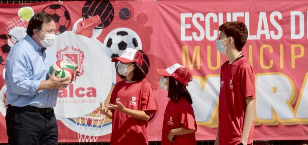 Escuelas Deportivas de verano albergaron a más de 400 niñas y niños de Talca