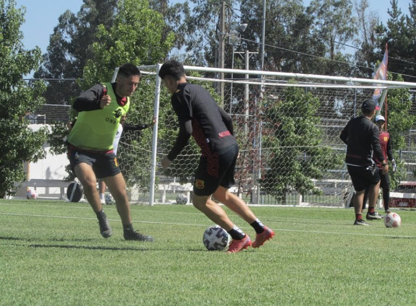 Volante del Rojinegro a préstamo a Deportes Linares