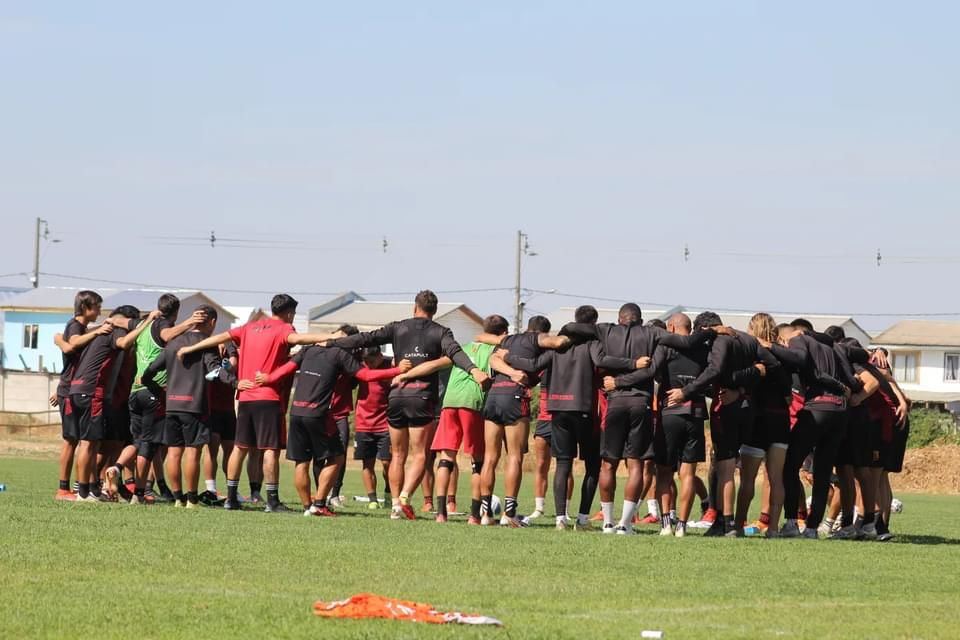El Covid-19 sigue complicando a Rangers