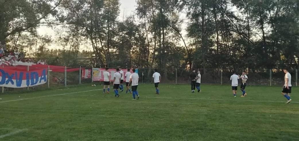 Linares continúa jugando amistosos para ir ganando rodaje