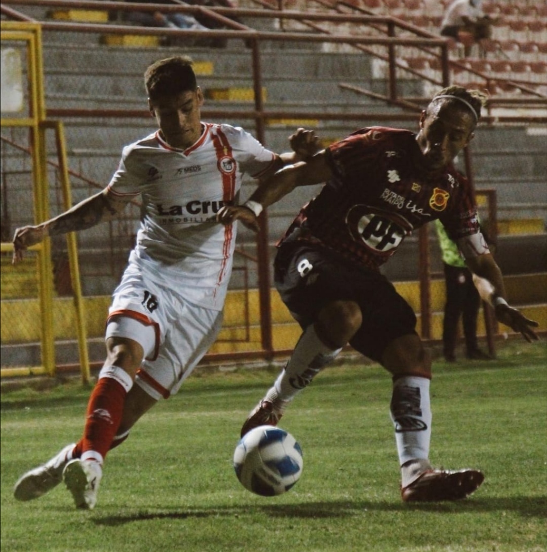 Rangers perdió en San Felipe el invicto y la punta