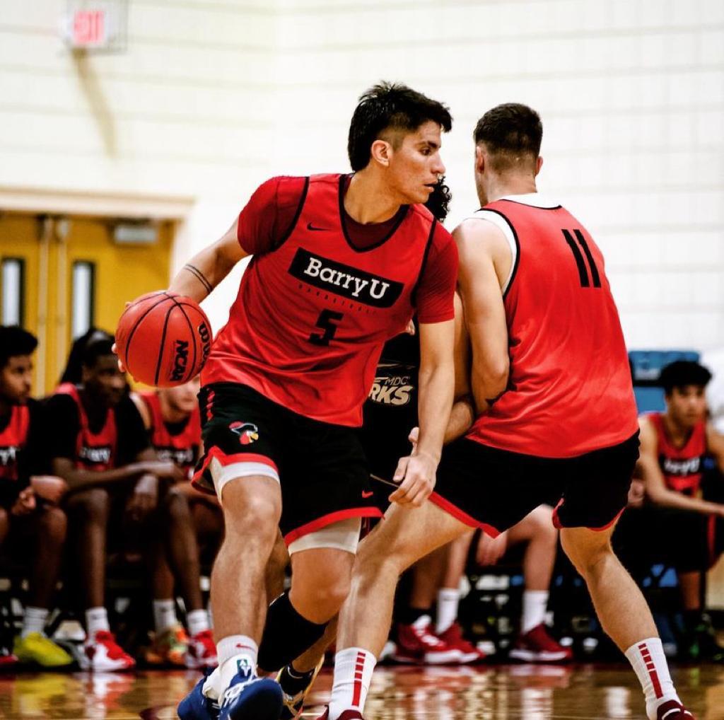 Basquetbolista talquino dio el salto en los cestos estadounidenses