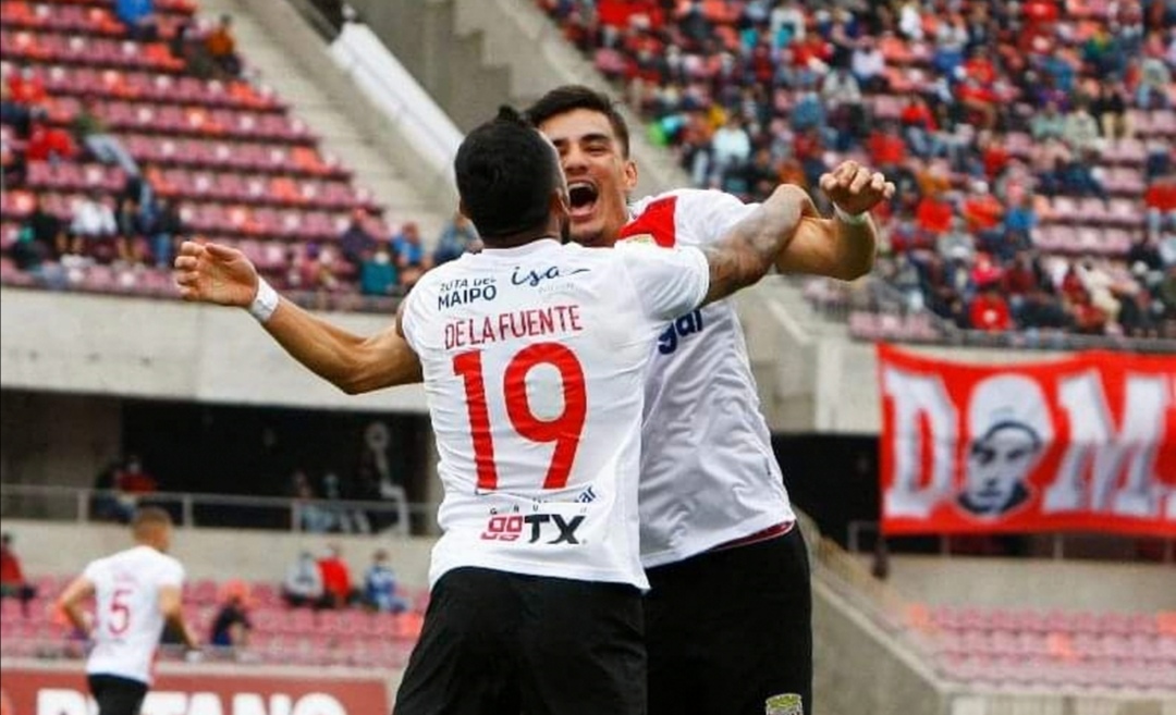 Curicanos están prendidos y siguen a tiro de cañón en Primera División 