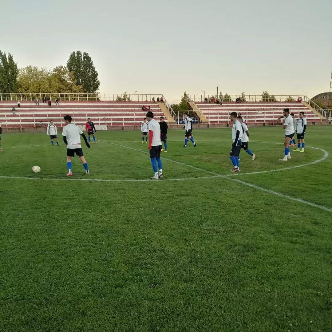 Depo espera ganar para darle una alegría a las madres albirrojas