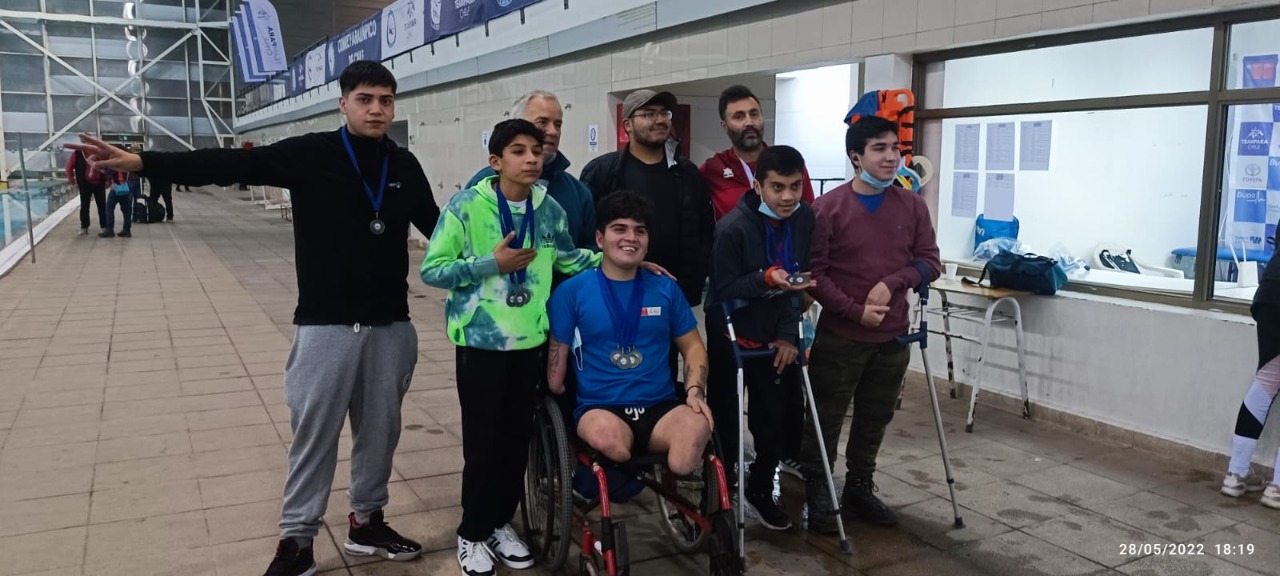 Maulinos destacaron en Nacional de Paranatación