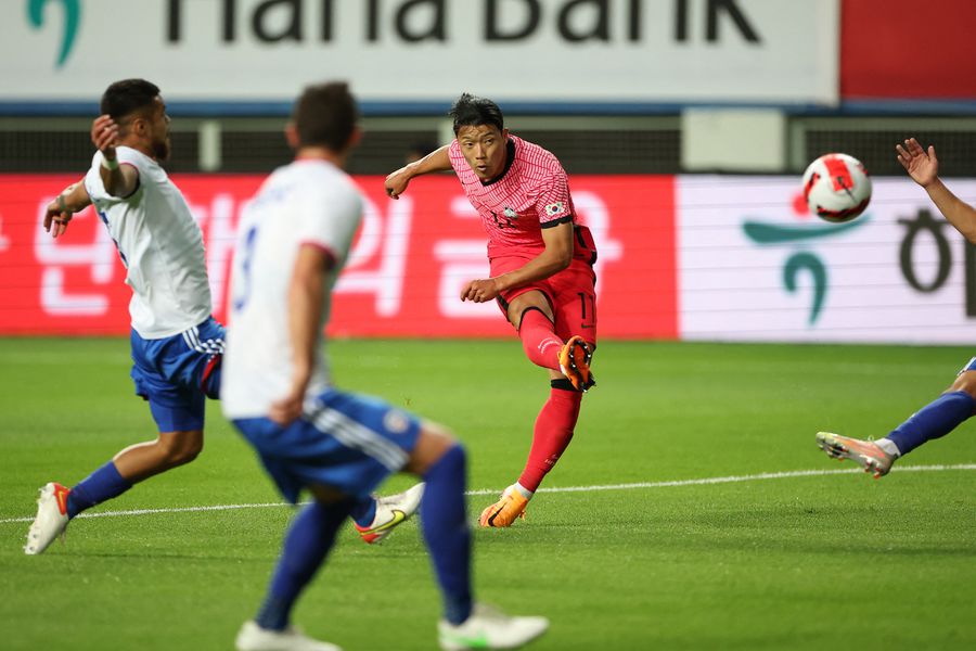 “Toto” Berizzo debutó con derrota en La Roja