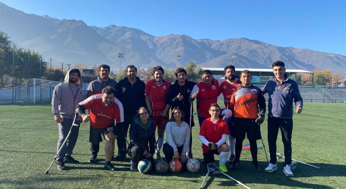 Figura talquina inició preparación para Copa América de fútbol amputados