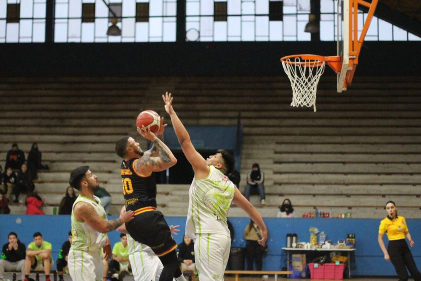 Candidato al título en la LNB2 no tuvo piedad con Truenos