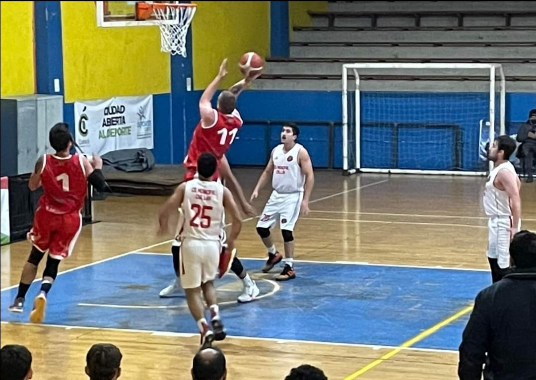 Liceanos buscarán levantar cabeza ante el colista