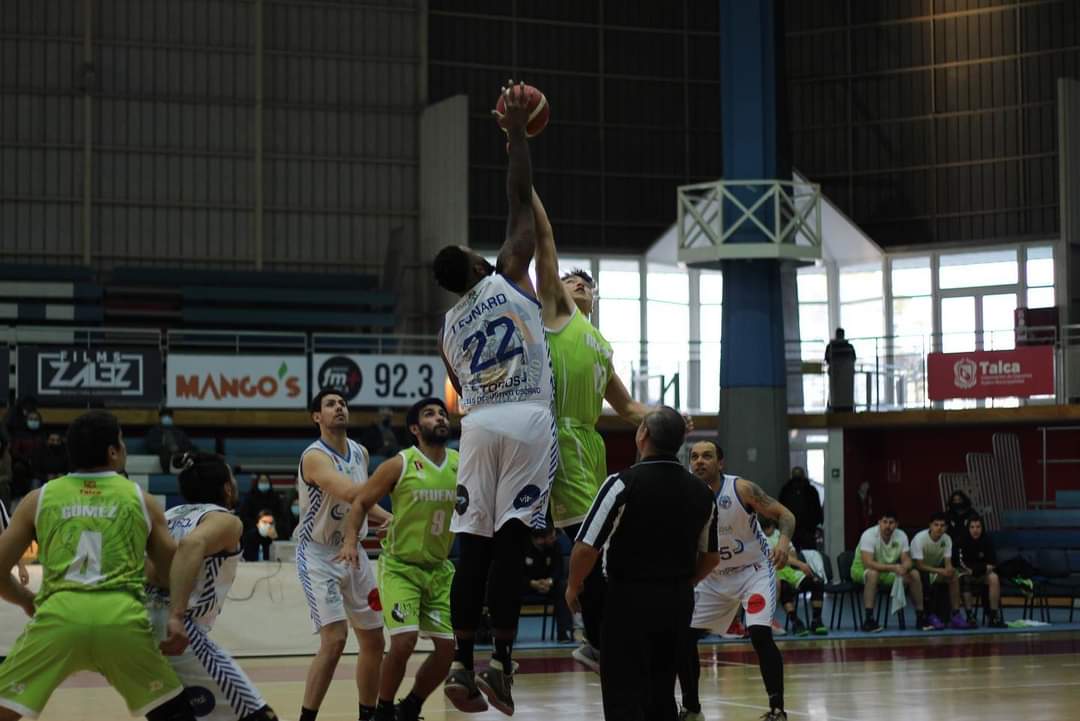 Lorito talquino parte de visita los play offs de la LNB2