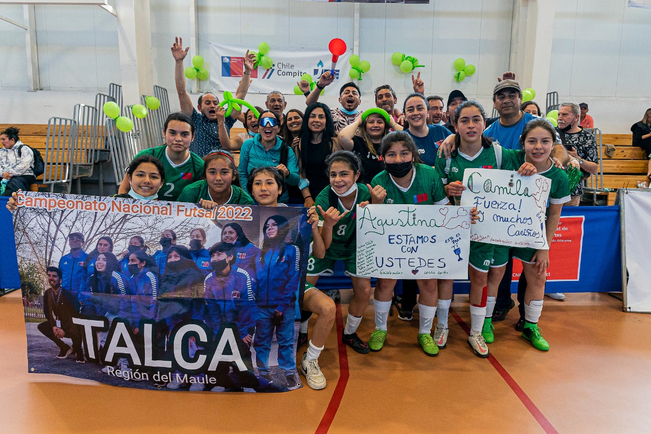 Liceo Marta Donoso Espejo irá por el sueño de llegar al Sudamericano de futsal