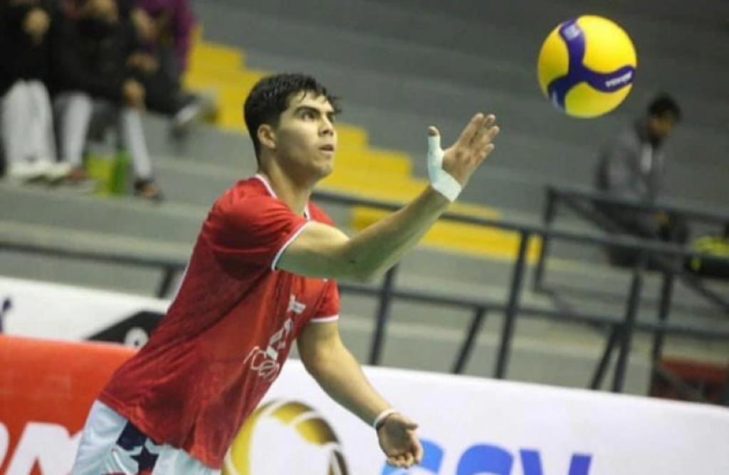 Seleccionado chileno linarense repasó medalla en Sudamericano U-21 de vóleibol