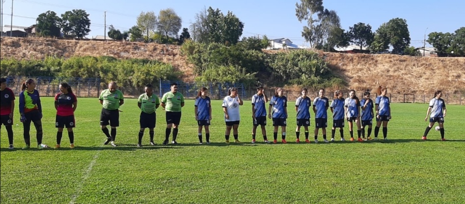 Liga Femenina de fútbol parte con su competencia en el Maule Sur