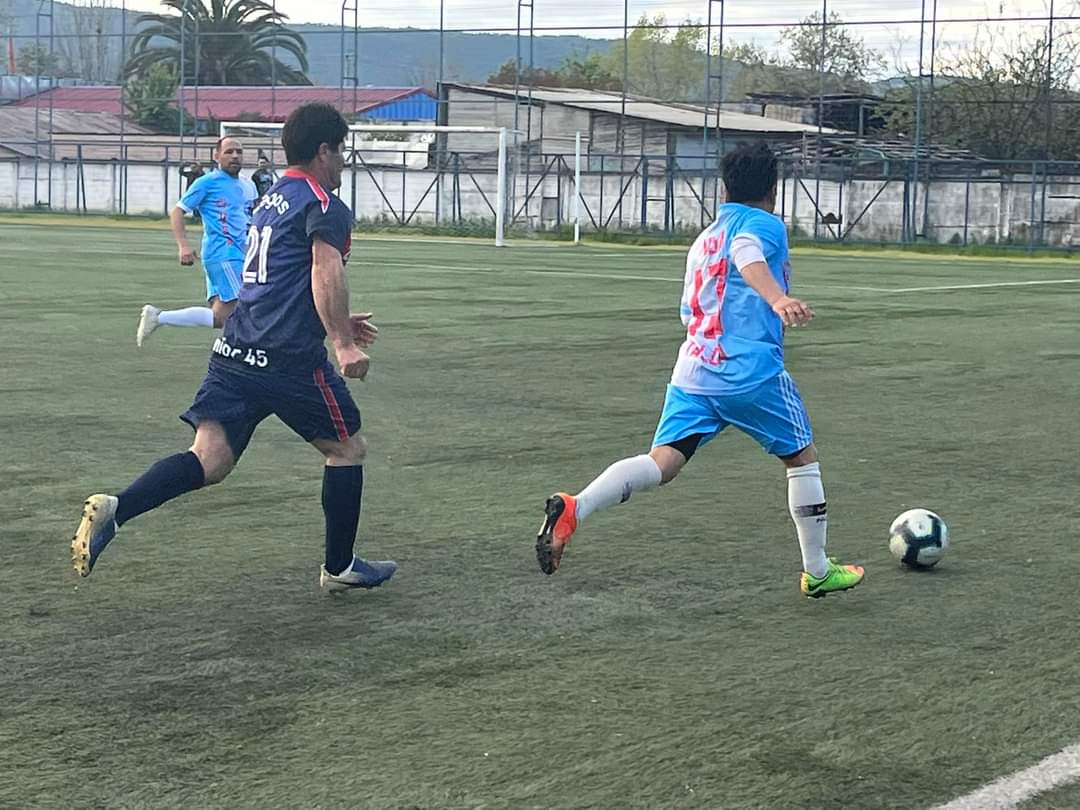 ¡Se vienen partidazos!: Sorteo definió tramo final de torneos regionales de selecciones
