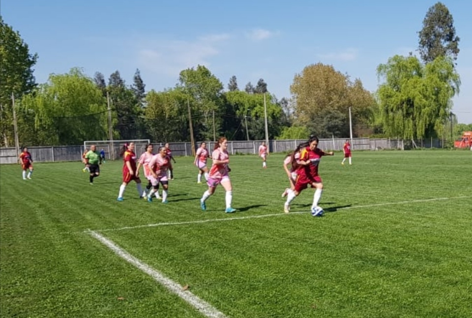 Damas del Maule preparan su equipo para otra fecha de su Liga